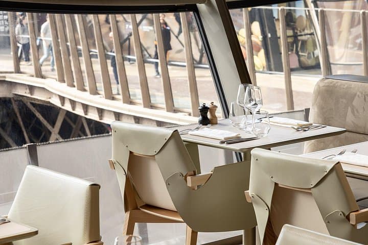 Paris Late Lunch at Eiffel Tower's Madame Brasserie Restaurant — photo 15