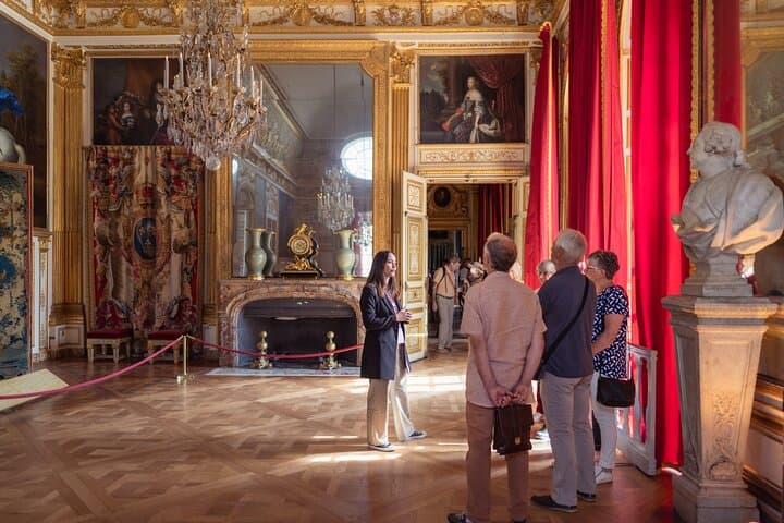 Versailles Palace and Gardens Tour by Train from Paris — photo 3