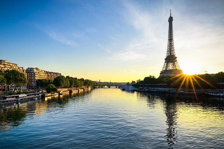 Early evening Dinner Cruise with drinks by Bateaux Parisiens — photo 12