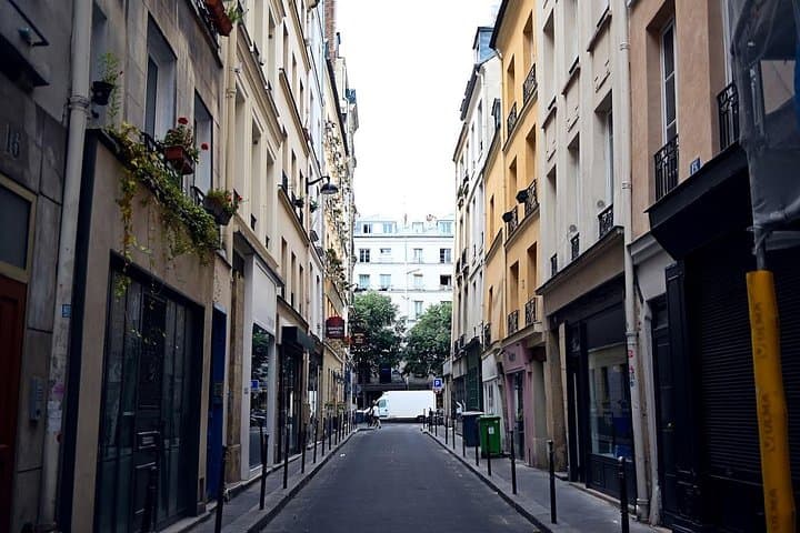 Paris Le Marais Food Tour With 10+ Tastings, Cheese, Wine & More — photo 17