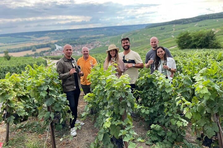 Small-Group Champagne Lunch & Tasting from Paris with Pickup — photo 2