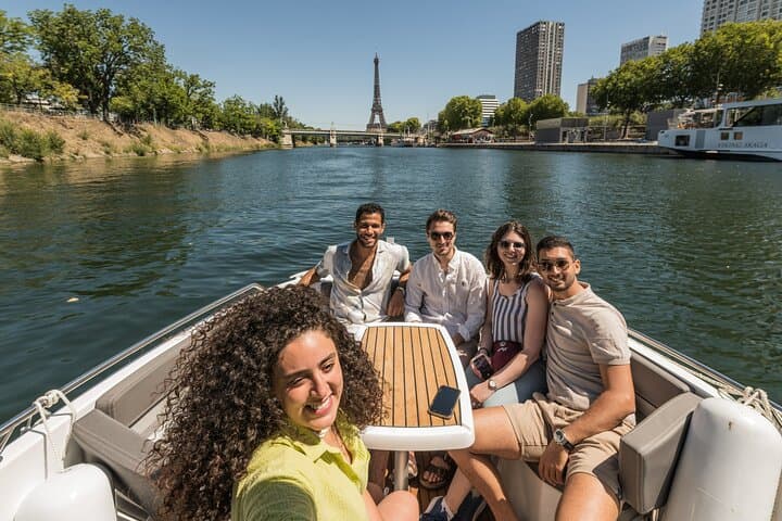 Private Cruise to Discover Paris — photo 1