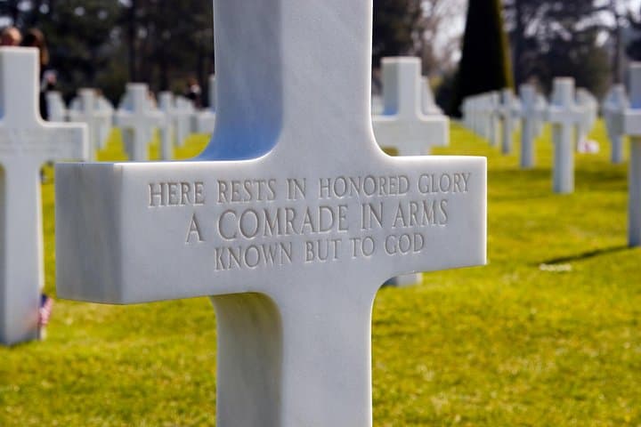 Normandy D Day Sites and Cemetery Day Trip from Paris with Lunch — photo 14