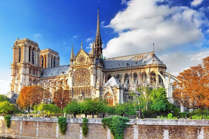 Île de la Cité, the Old Town of Paris Private Guided Tour — photo 1