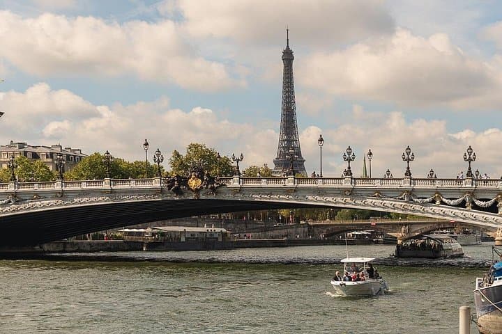 Private Cruise to Discover Paris — photo 2