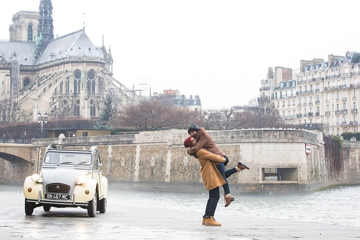 Discover Paris with a Local in his Unique Vintage Car — photo 1