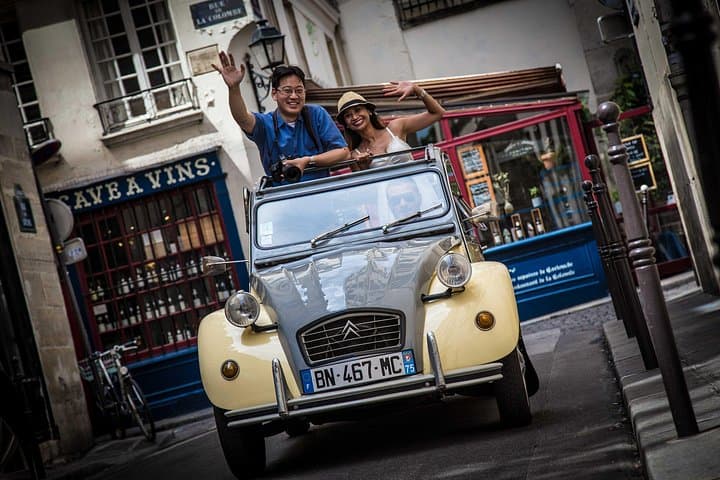 Discover Paris with a Local in his Unique Vintage Car — photo 2