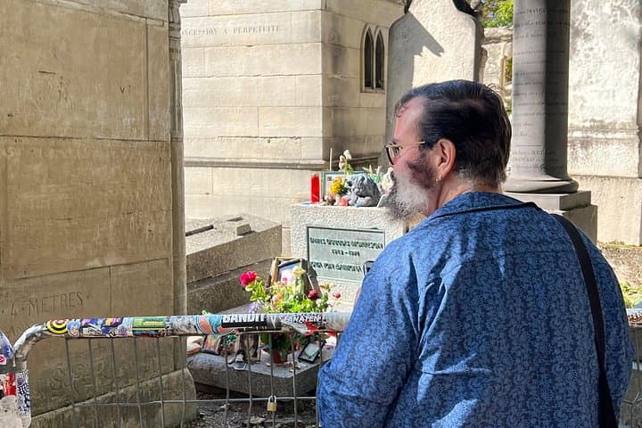 Paris: Haunted Père Lachaise Cemetery Guided Tour — photo 5