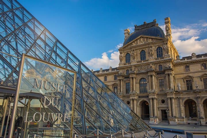 Small-Group Louvre Museum Masterpieces Tour with Access — photo 7
