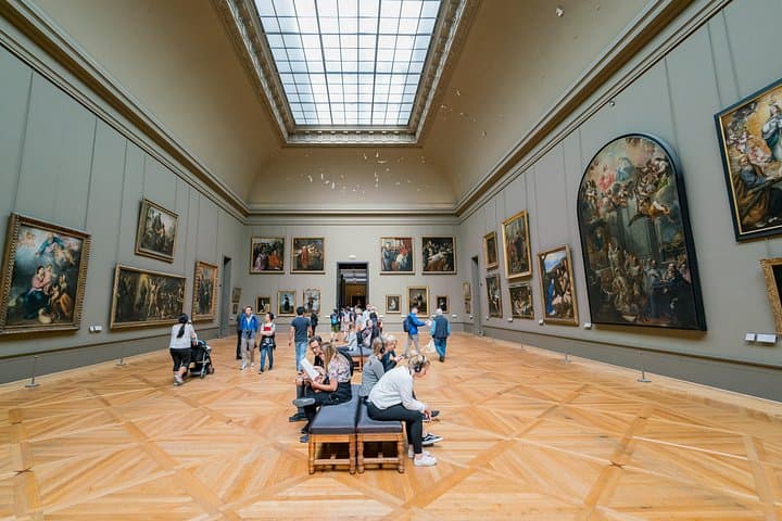 Small-Group Louvre Museum Masterpieces Tour with Access — photo 9