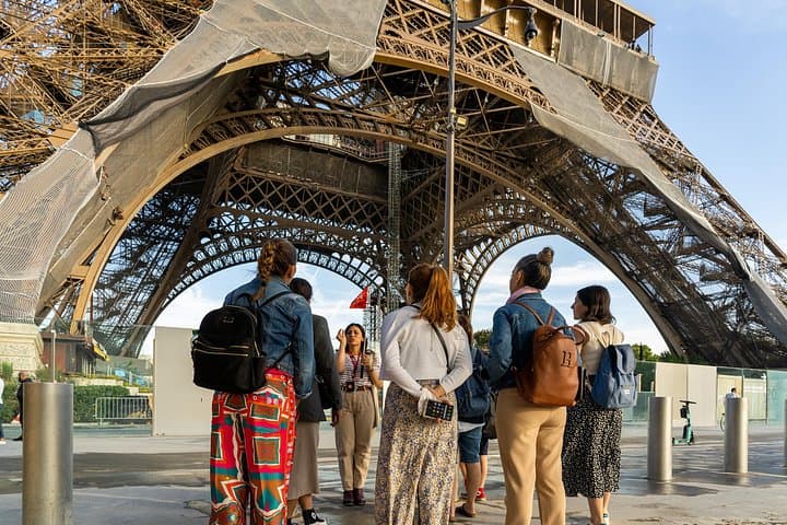 Paris: Eiffel Tower Guided Tour by Elevator — photo 15