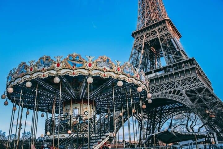 Paris: Eiffel Tower Summit Small-Group Guided Tour Max 6 People — photo 1