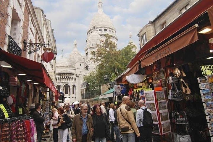 Montmartre Tour with a Local Guide: Private & 100% Personalized — photo 8