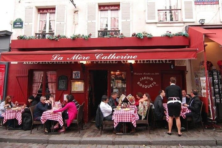 Montmartre Tour with a Local Guide: Private & 100% Personalized — photo 14