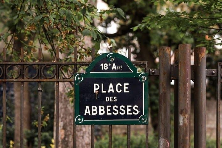 Montmartre Tour with a Local Guide: Private & 100% Personalized — photo 11