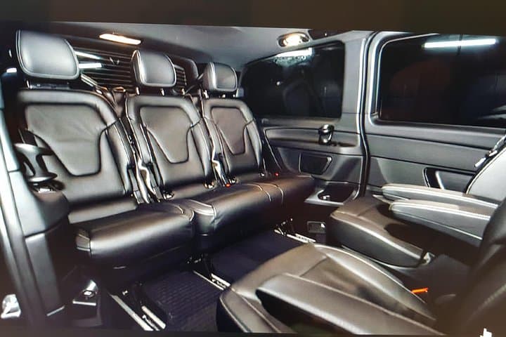 Private Van Transfer from CDG Airport to Paris — photo 9