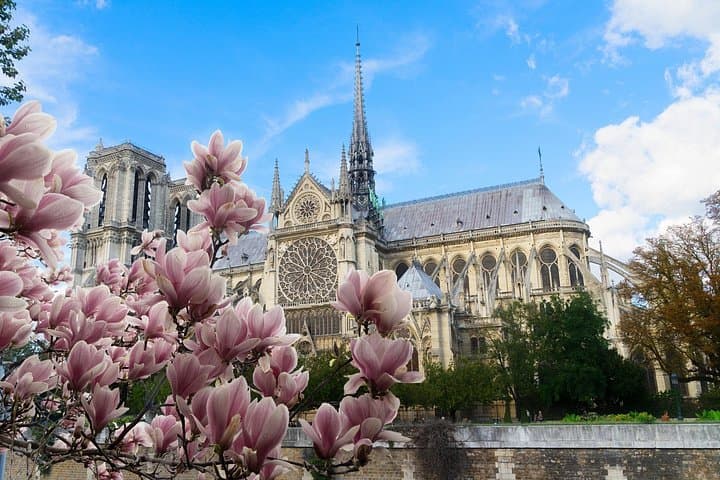 Live, Laugh, Love Along the Seine: Self-Guided Romantic Tour — photo 5