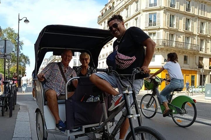 Sightseeing tour of most iconic parisian monuments (rickshaw) — photo 2
