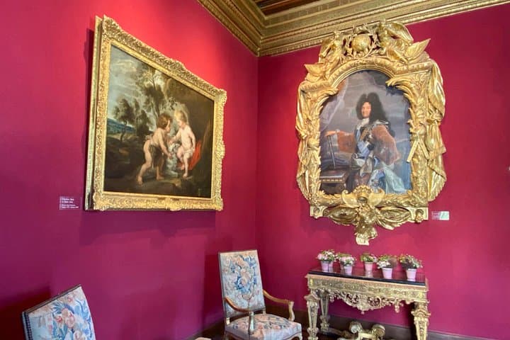 Loire Valley Castles Chenonceau Amboise & Da Vinci Small Group — photo 11