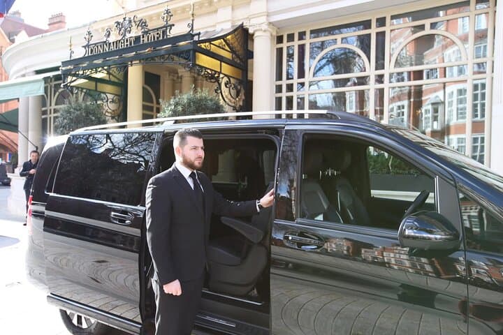 Private Arrival Transfer from CDG or ORY Airport to Paris — photo 1