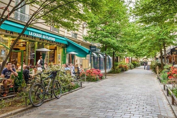 Le Marais Walking Tour with a Local - Private & Custom (2-3hrs) — photo 16