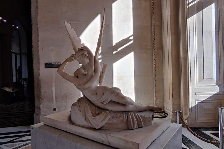 Louvre Highlights Tour for Kids Ticket Included — photo 3