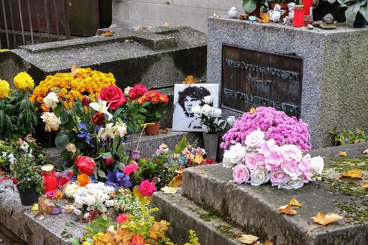 Paris: Famous Graves of Pere Lachaise Cemetery Guided Tour — photo 4