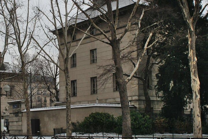 Lupin's Footsteps: A Self-Guided Walking Tour in Paris — photo 7