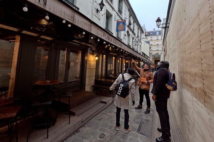 Paris Saint Germain Private Walking Tour with Cruise Option — photo 11
