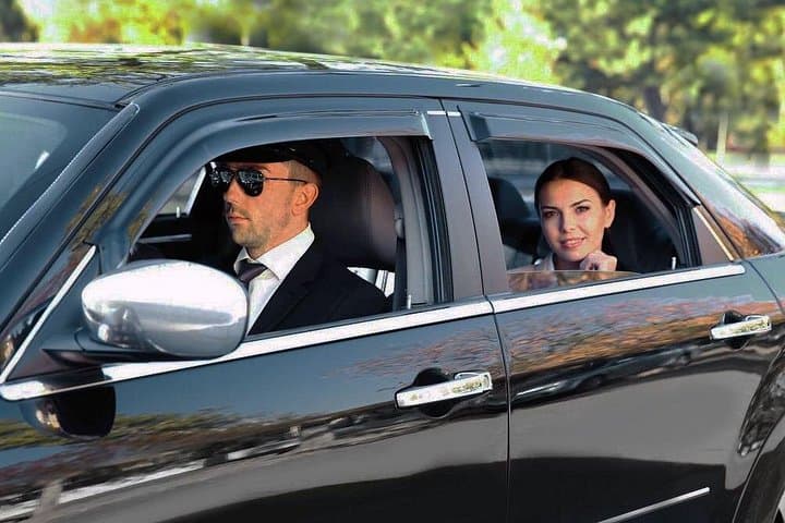 Private Departure Transfer from Paris to CDG or ORLY Airports — photo 1