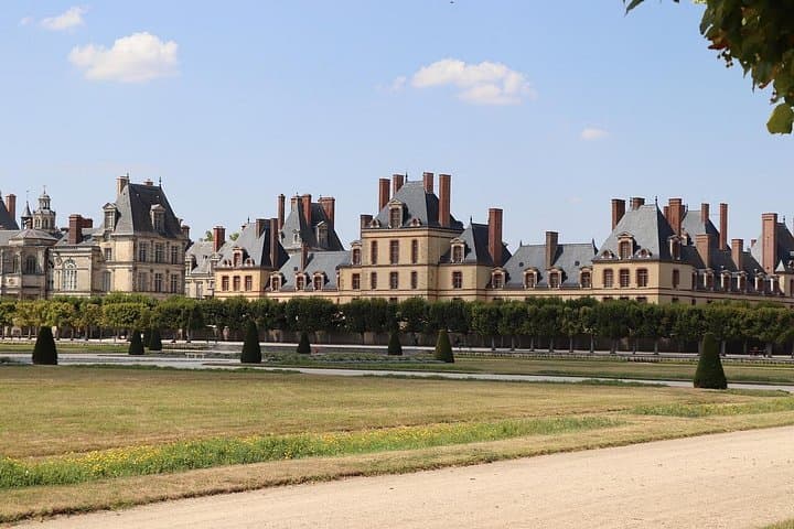 Private Tour of Fontainebleau from Paris — photo 1