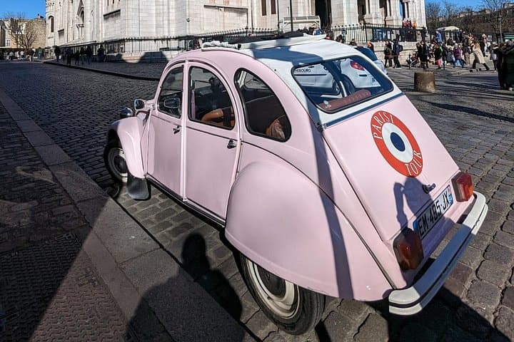 Vintage 2CV Adventure: 2-Hour Paris Highlights Tour — photo 8