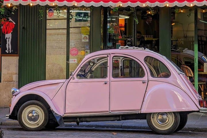 Vintage 2CV Adventure: 2-Hour Paris Highlights Tour — photo 9