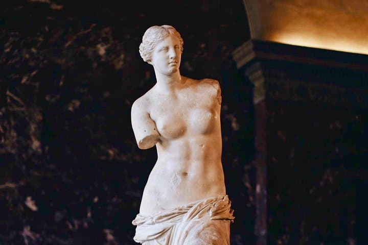 Private Louvre Museum Guided Tour - Timed entry included — photo 4