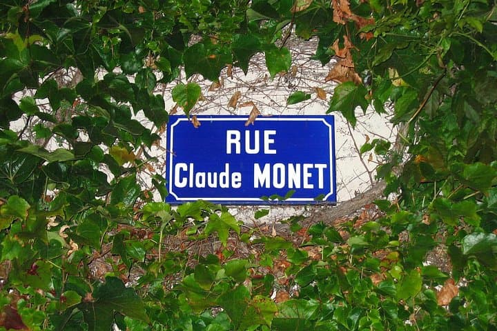Giverny Monet’s Home and Gardens Half Day Tour from Paris — photo 14