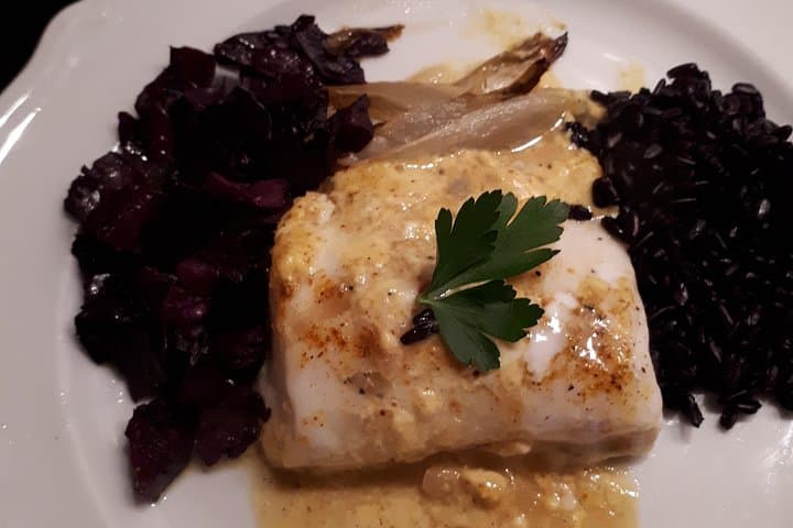 Seasonal Parisian Dinner in an Elegant Montmartre Home — photo 7