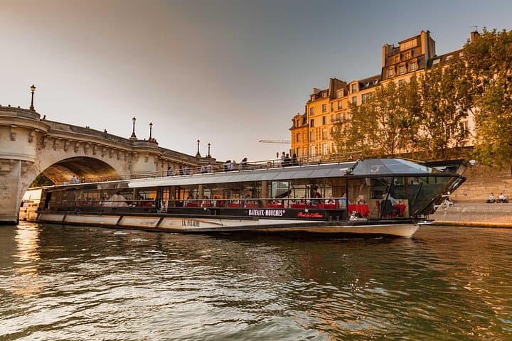 Bateaux Mouches® Special Marriage Proposal Dinner Cruise in Paris — photo 6