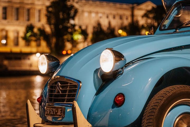 2-hour Private Night Ride in a Citroën 2CV in Paris — photo 2