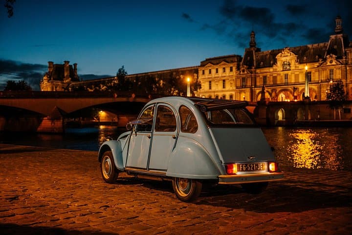 2-hour Private Night Ride in a Citroën 2CV in Paris — photo 3
