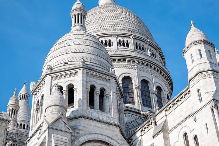 Private Tour of Montmartre in a Citroën Classic — photo 4