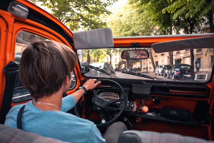 Private Tour of Montmartre in a Citroën Classic — photo 6