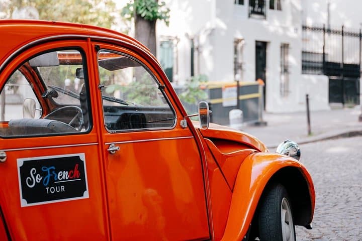 Private Tour of Montmartre in a Citroën Classic — photo 9