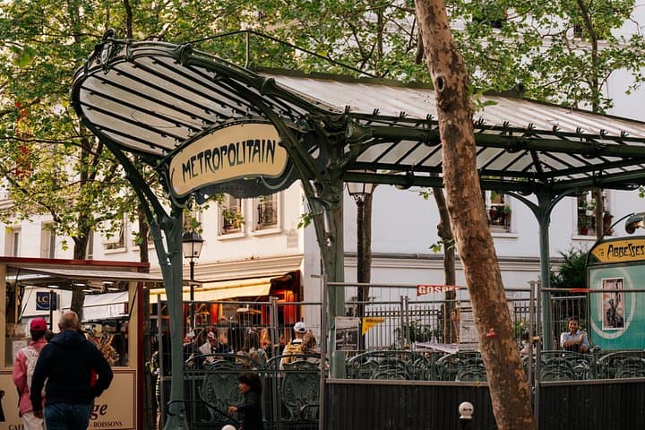 Private Tour of Montmartre in a Citroën Classic — photo 19