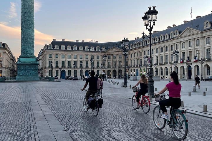 Explore Paris Highlights by Bike — photo 5