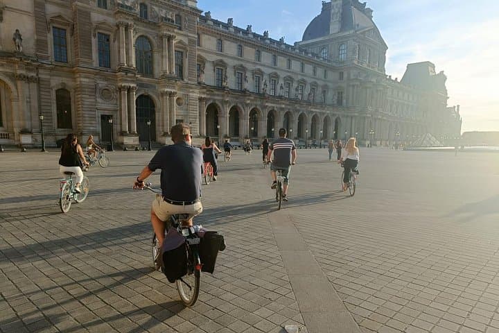 Explore Paris Highlights by Bike — photo 12