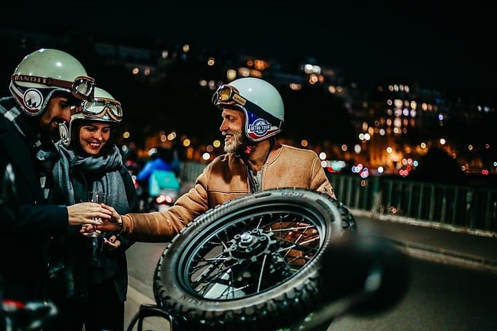 Paris Romantic & Private Tour By Night on a Sidecar Ural — photo 2