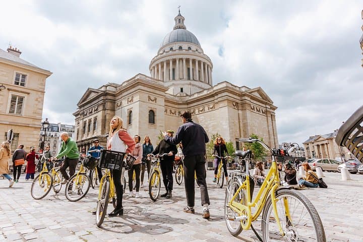 Paris Local Districts and Off the Beaten Track Guided Bike Tour — photo 1