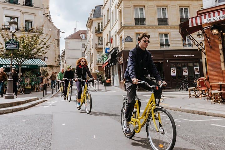 Paris Local Districts and Off the Beaten Track Guided Bike Tour — photo 4
