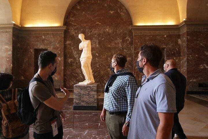 Louvre Museum & Mona Lisa Semi-Private Guided Tour (Max 6 People) — photo 9