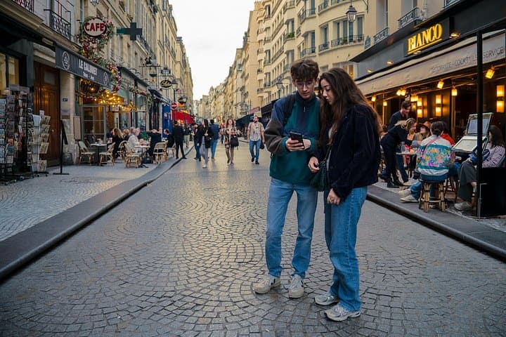 Worktown Games: Private Self-Guided Walking Tours in Paris — photo 2